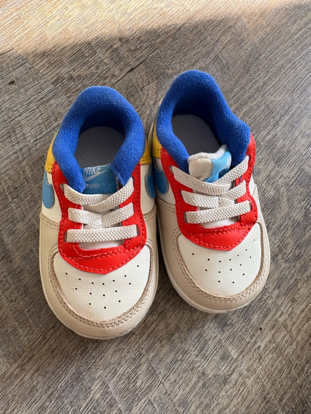 Nike Kids Multicolor Leather Lace-Up Sneakers (Red, Blue, Yellow, White)